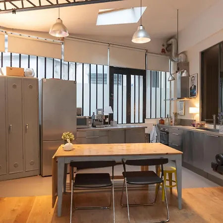 Apartment Lovely Loft In The Heart Of Paris